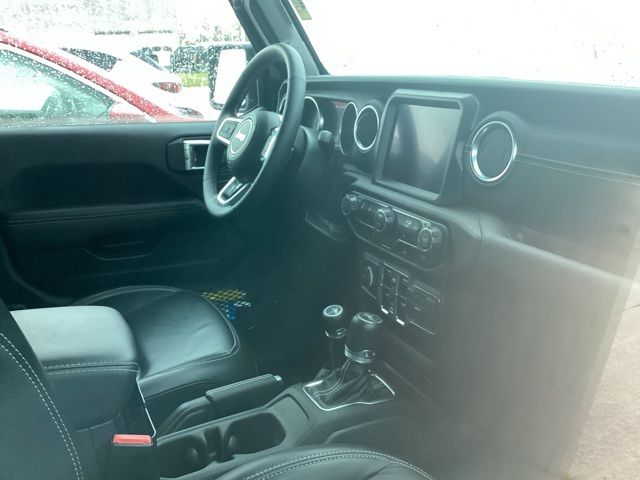2023 Jeep Wrangler Sahara 4xe photo 20