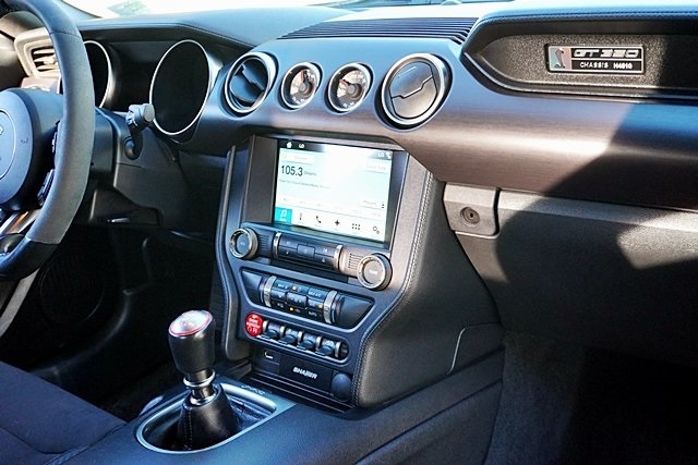 Used 2017 White Ford Shelby GT350 image 14