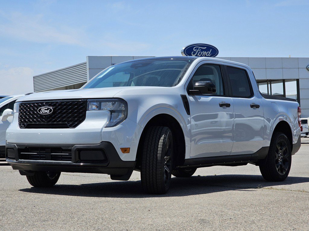 2025 Ford Maverick XLT photo 3