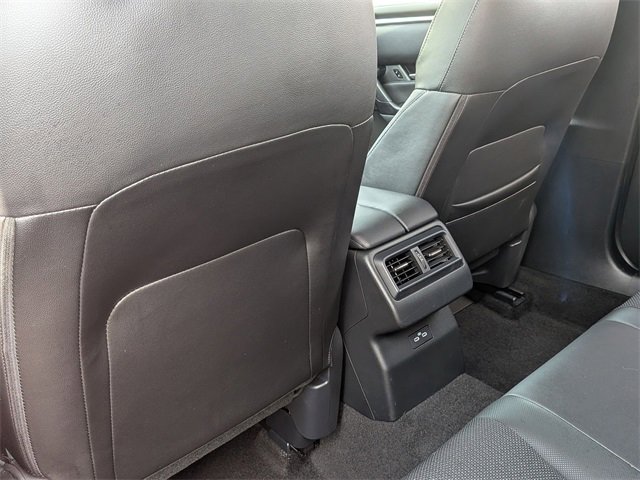 2025 Mazda CX-50 2.5 Select photo 33