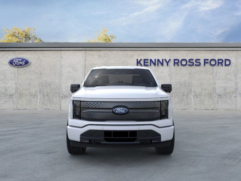 2025 Ford F-150 Lightning photo 4