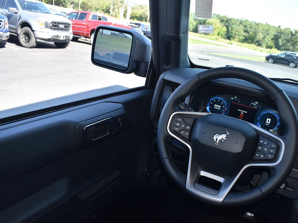 2025 Ford Bronco Big Bend photo 17