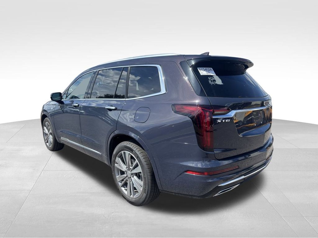 2025 Cadillac XT6 Premium Luxury photo 13
