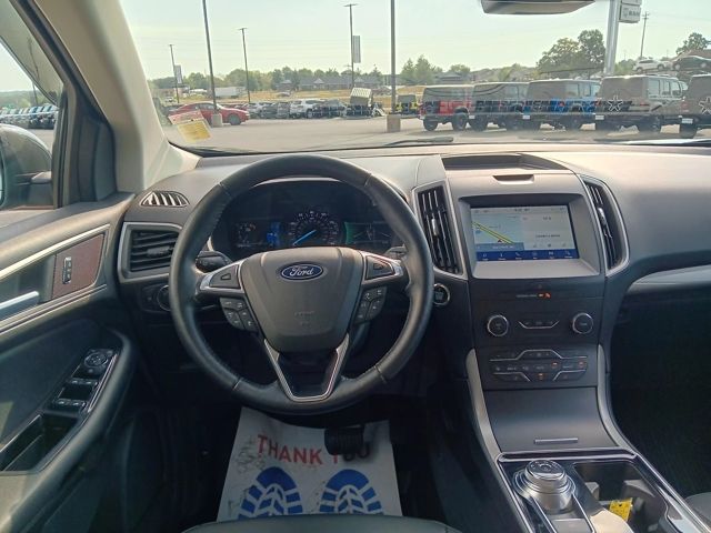 2020 Ford Edge SEL photo 14