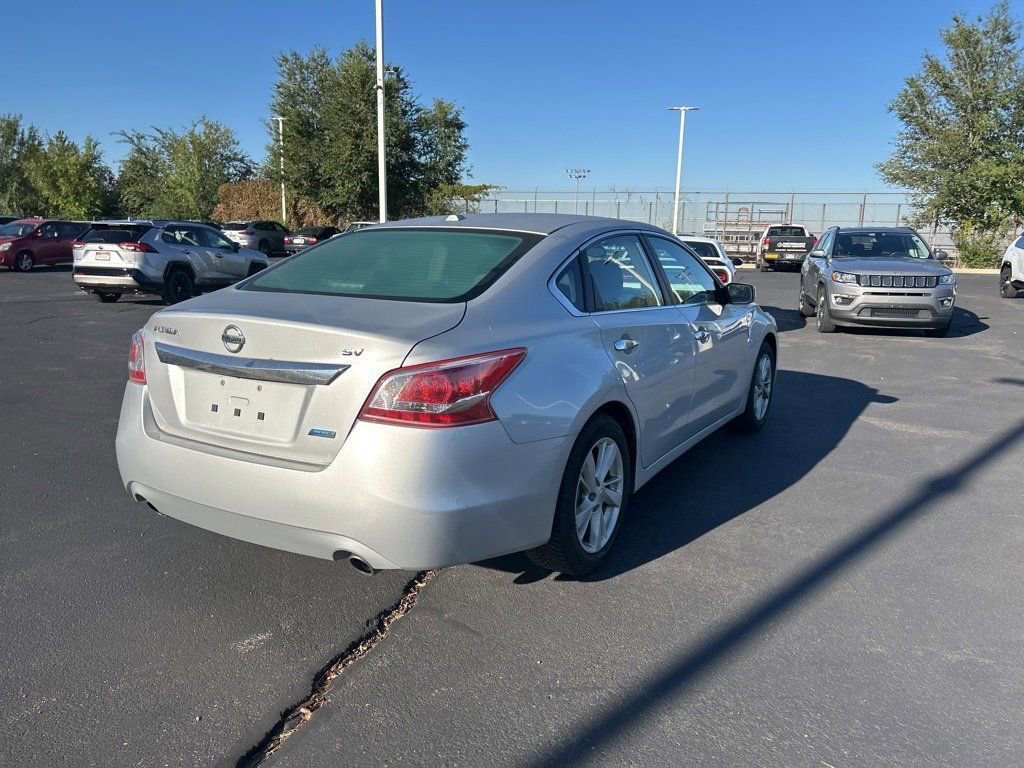 2013 Nissan Altima 2.5 SV photo 4