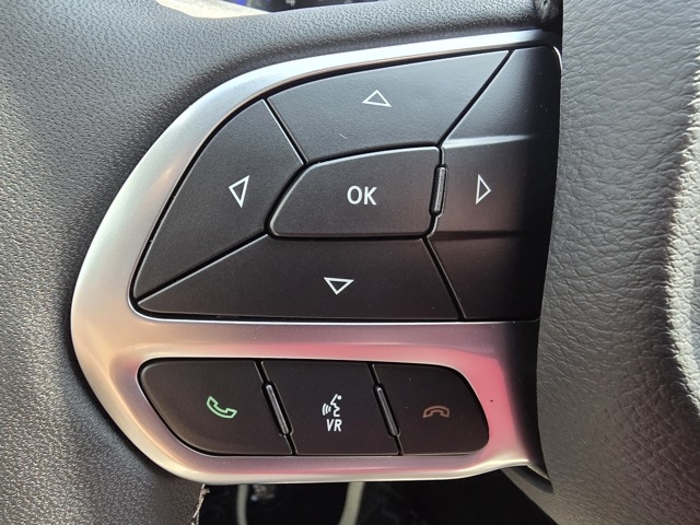 2026 Chrysler Pacifica photo 9