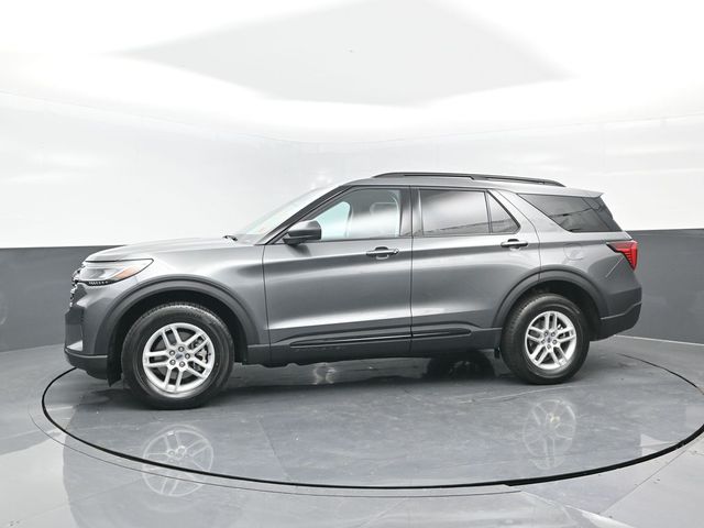 2026 Ford Explorer photo 3