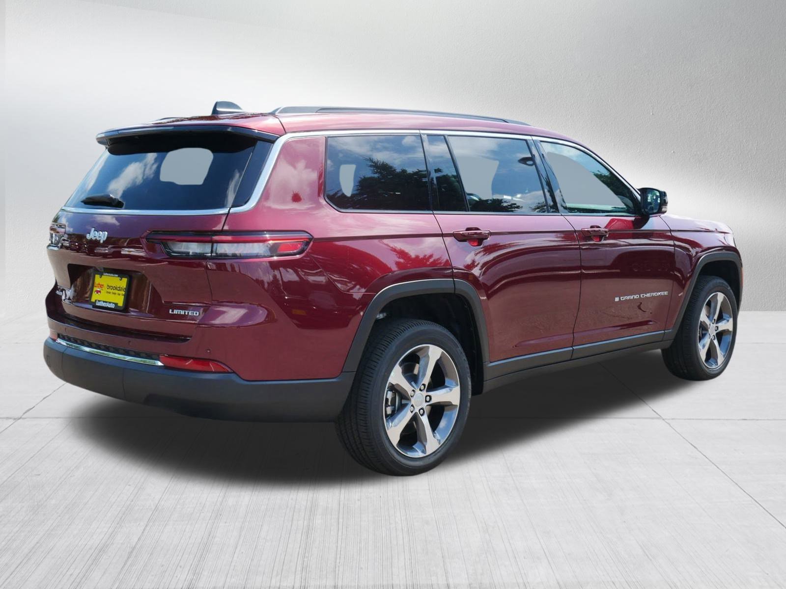 2025 Jeep Grand Cherokee Limited photo 7
