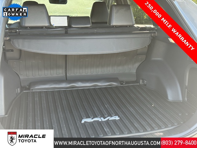 2023 Toyota RAV4 Hybrid XSE photo 7