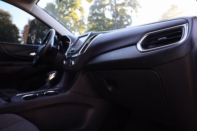 2024 Chevrolet Equinox LT photo 26