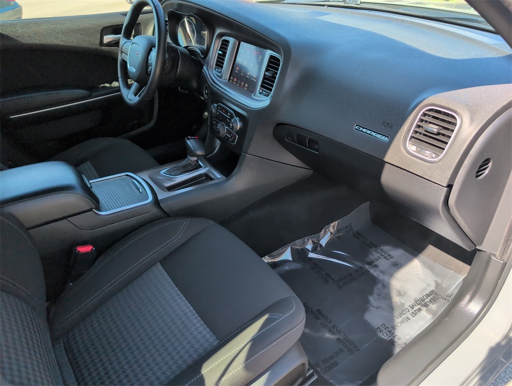 2023 Dodge Charger SXT photo 33