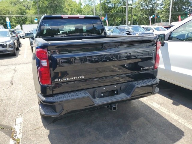 2025 Chevrolet Silverado Trail Boss Custom photo 3