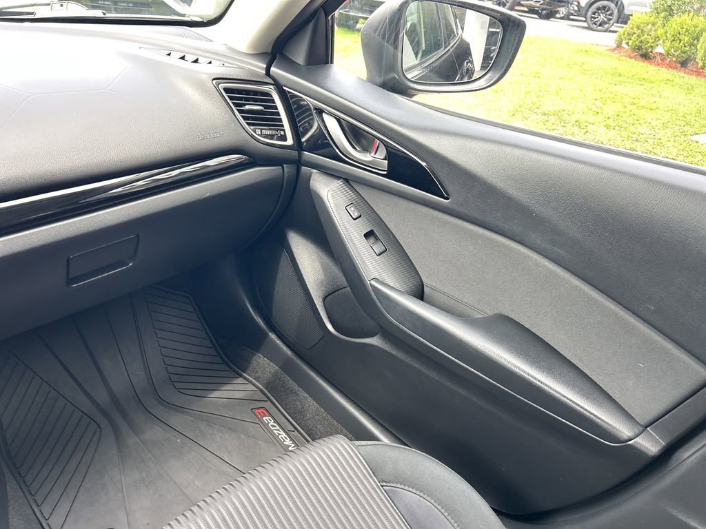 2016 Mazda Mazda3 Touring photo 15