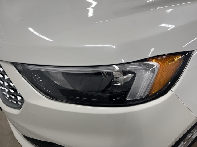 2024 Ford Edge SEL photo 8