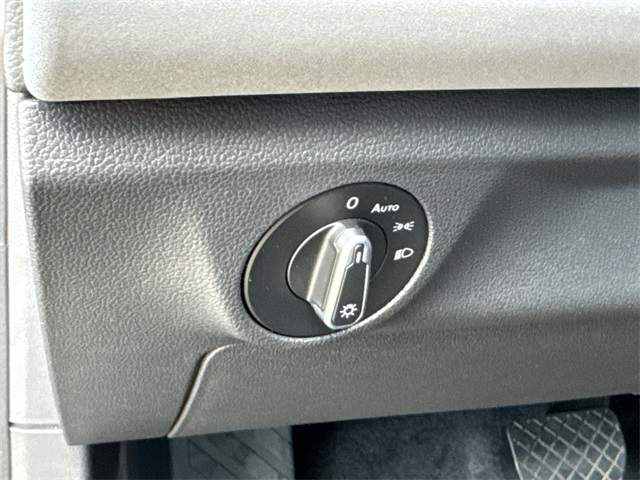 2025 Volkswagen Jetta 1.5T SE photo 24