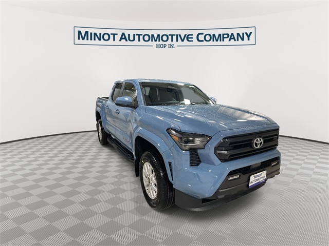 2026 Toyota Tacoma SR5 4x4 photo 2