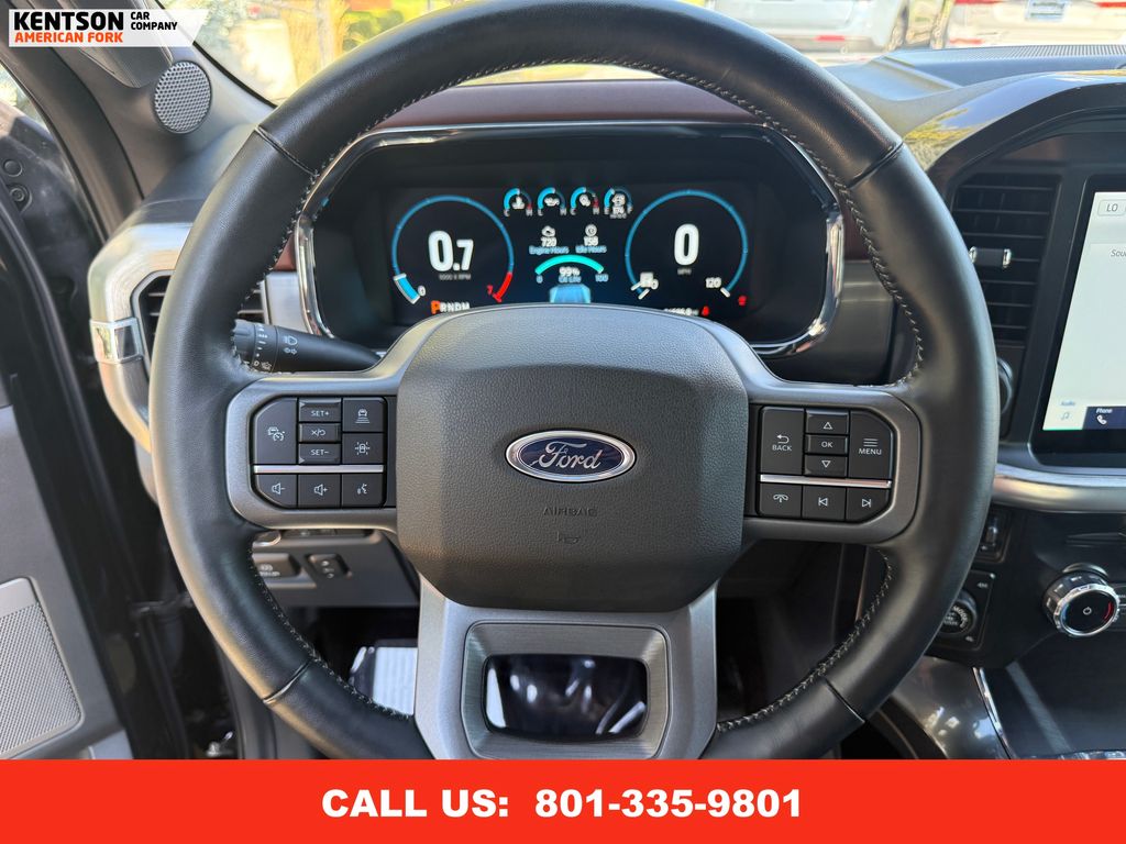 2022 Ford F-150 Lariat photo 16