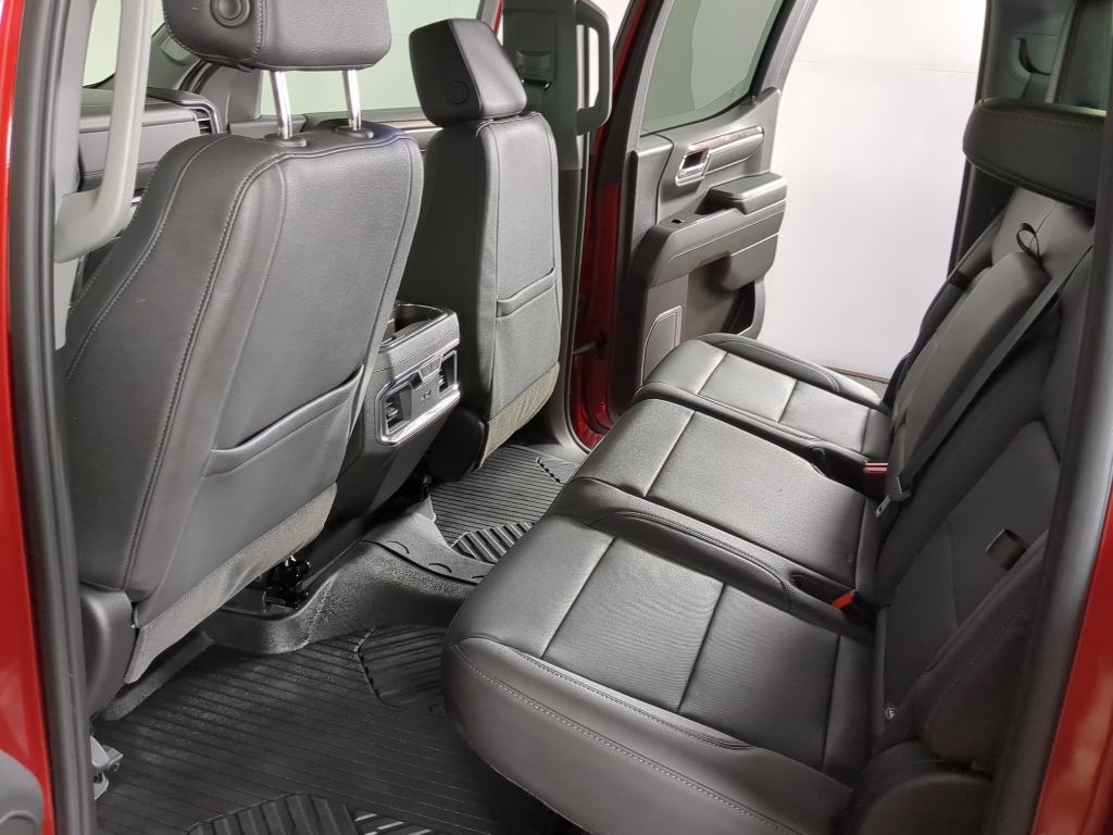 2024 Chevrolet Silverado 1500 LTZ photo 13