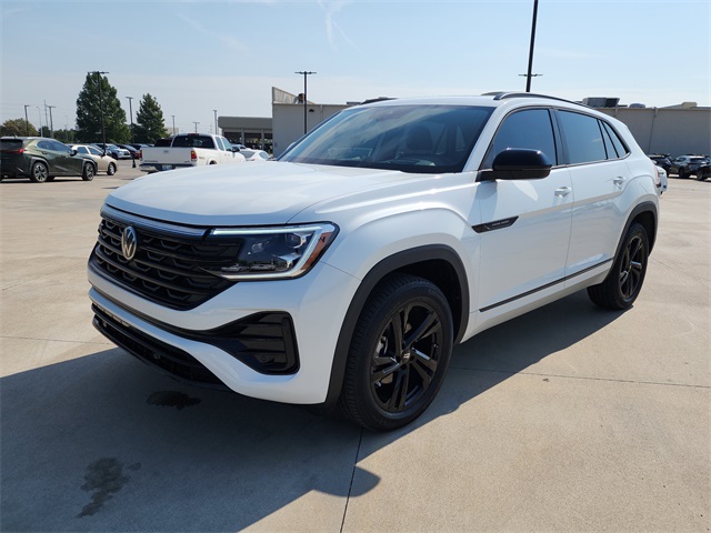 2025 Volkswagen Atlas Cross Sport SEL R-Line photo 6