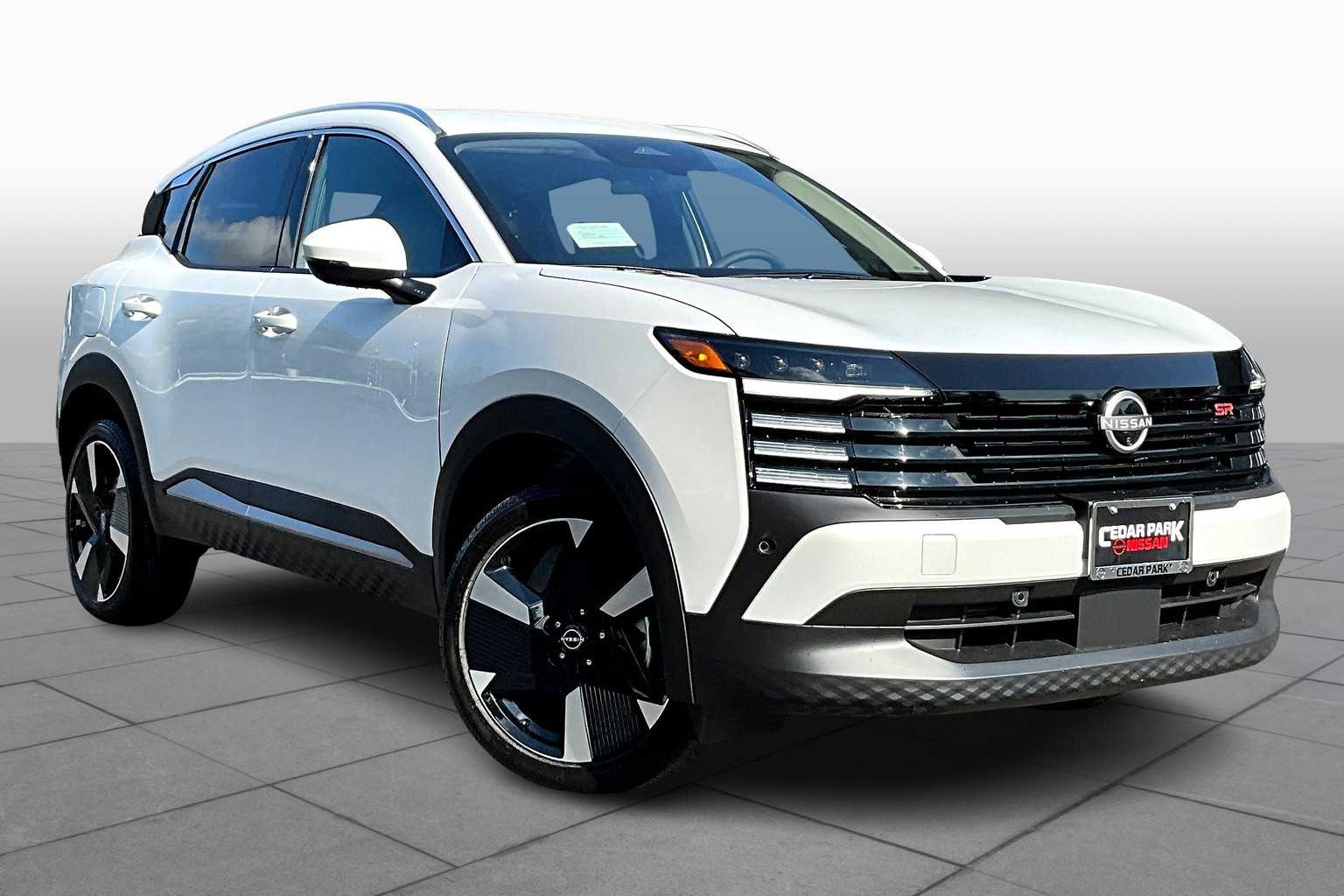 2025 Nissan Kicks SR photo 2