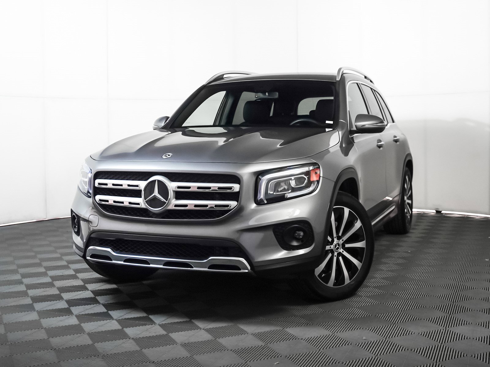 2021 Mercedes-Benz GLB Base