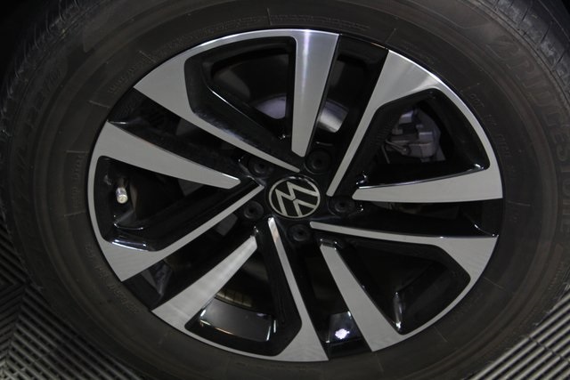 2022 Volkswagen Tiguan S photo 7