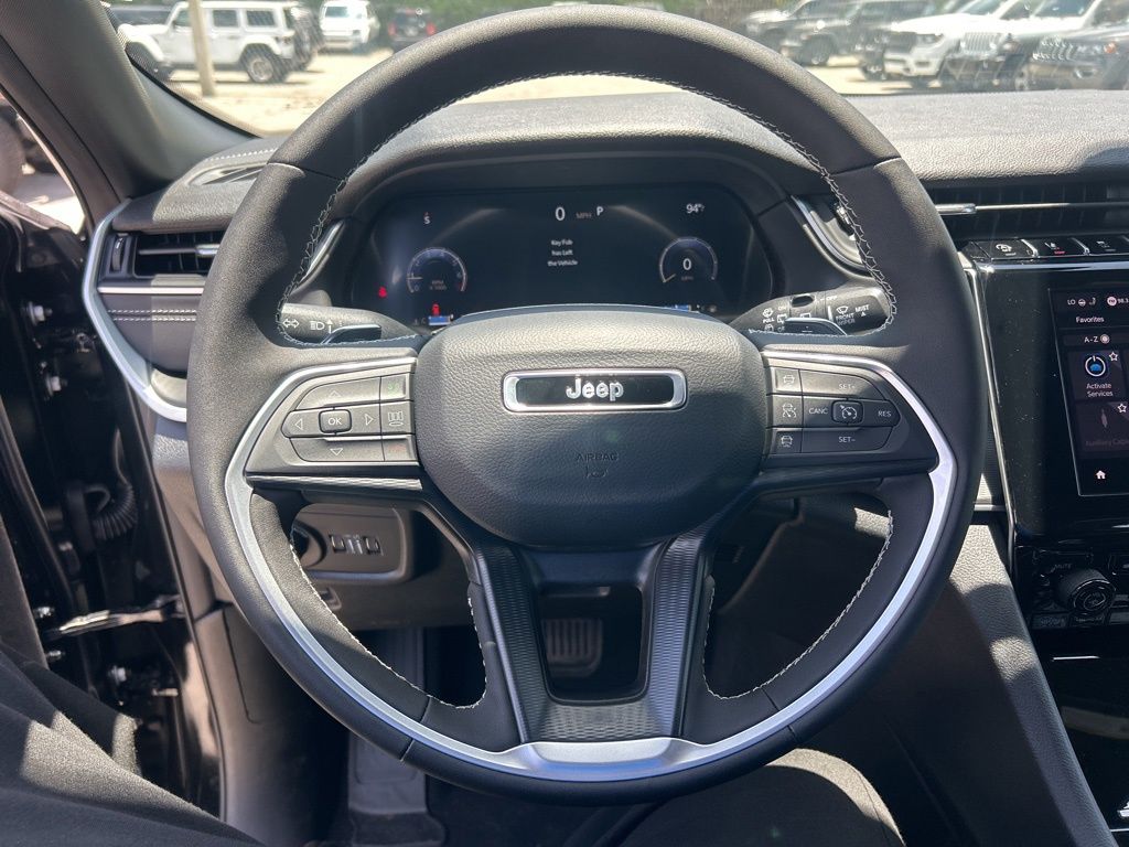 2025 Jeep Grand Cherokee Altitude X photo 15