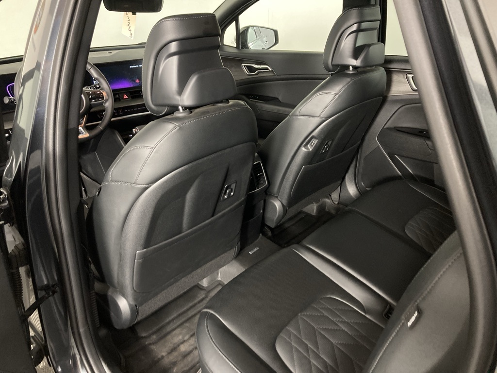 2024 Kia Sportage X-Line photo 2