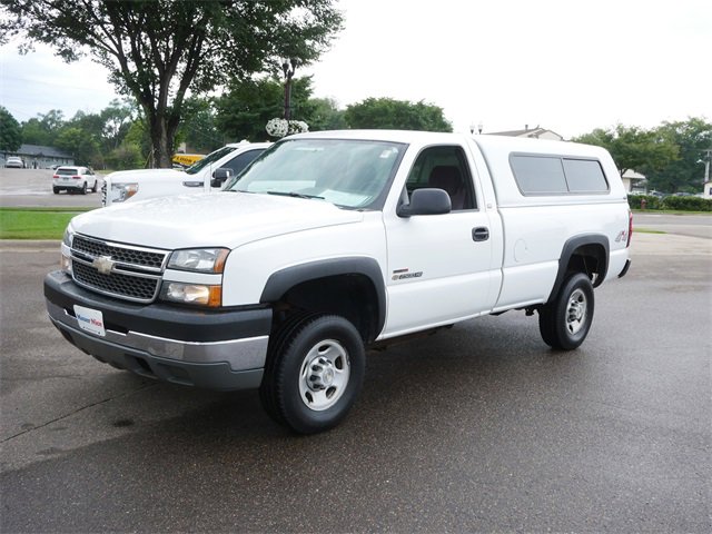 2005 Chevrolet Silverado 2500HD photo 3