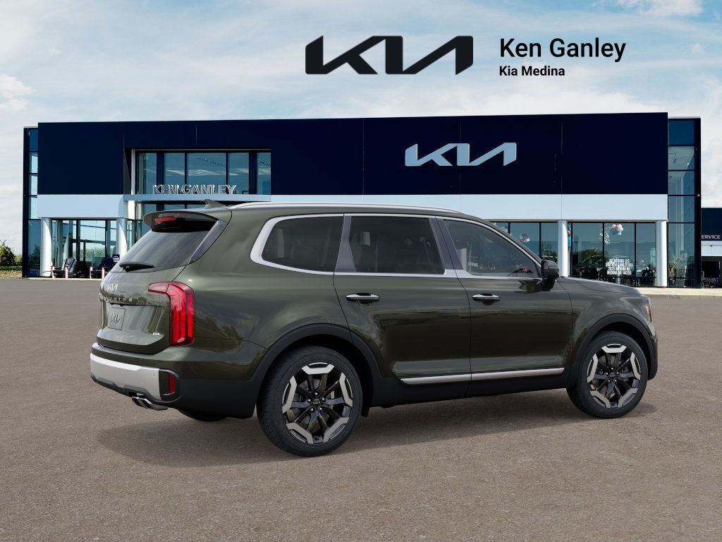 2025 Kia Telluride S photo 4