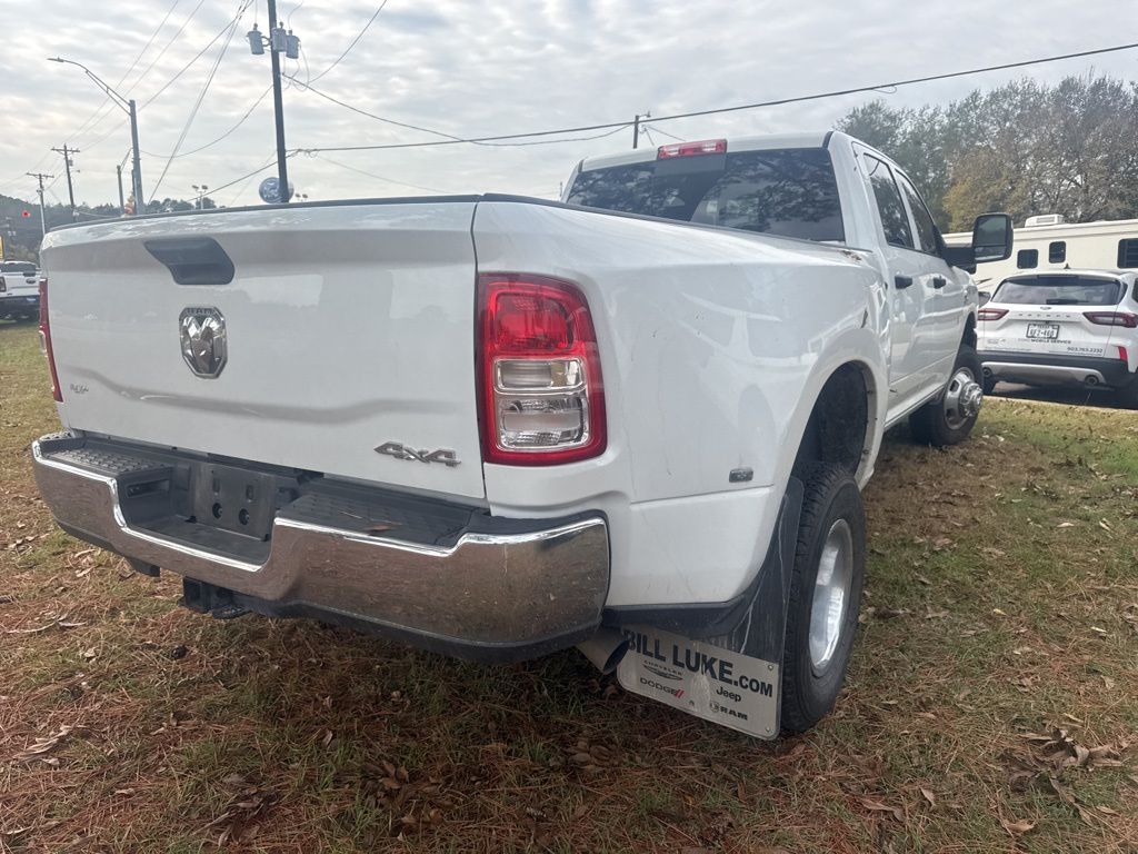 2024 Ram 3500 Tradesman photo 2