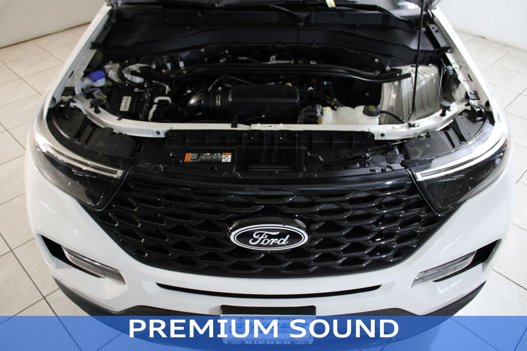 2022 Ford Explorer ST-Line photo 8