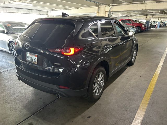 2023 Mazda CX-5 2.5 Select photo 2