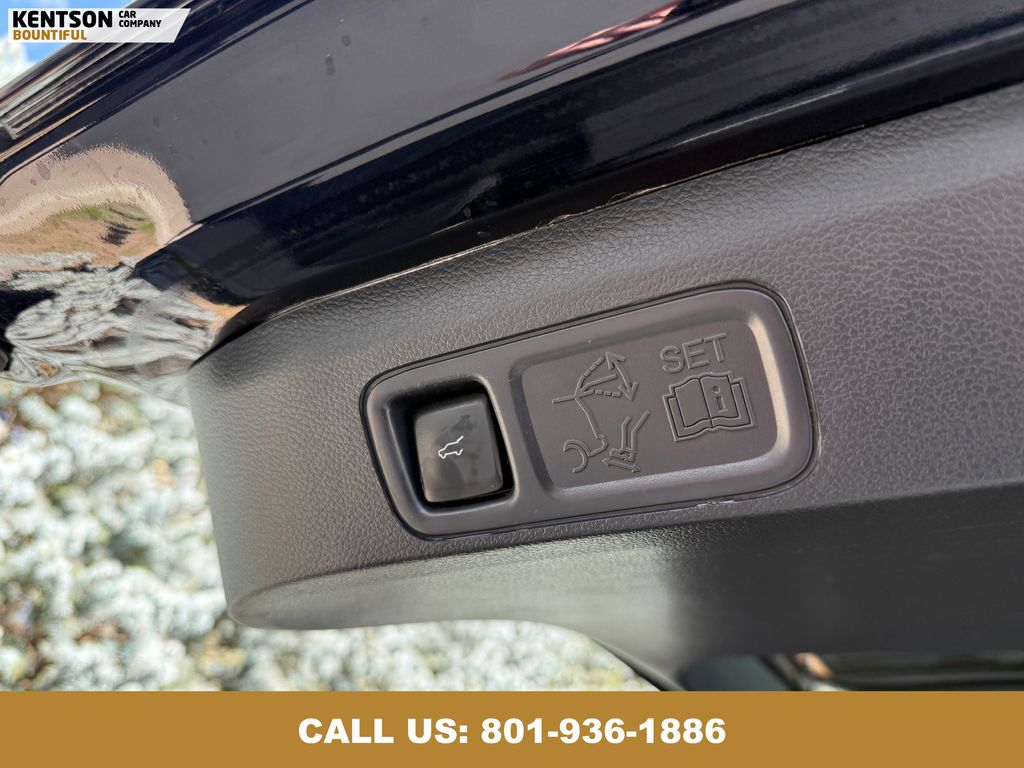 2022 Lincoln Navigator L Reserve photo 38