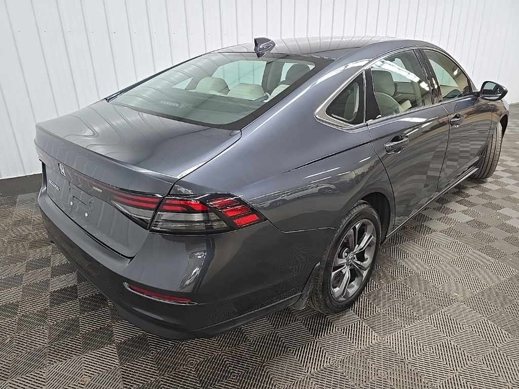 2023 Honda Accord EX photo 10
