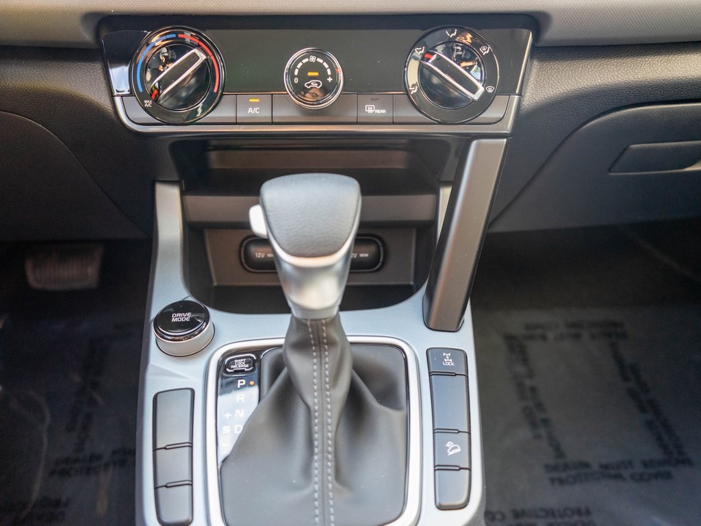 2026 Kia Seltos LX photo 22
