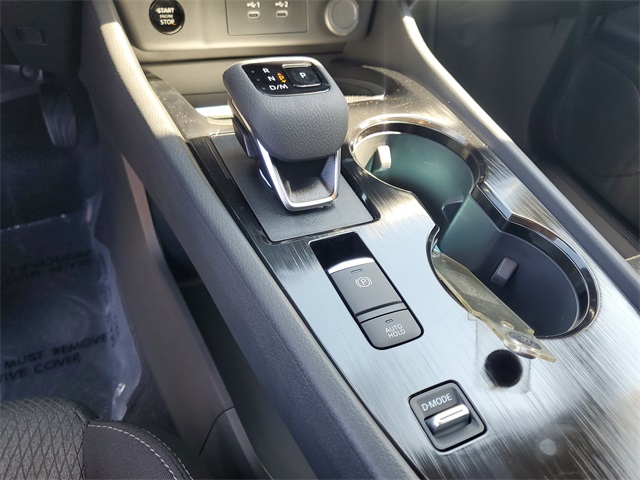 2026 Nissan Rogue SV photo 18