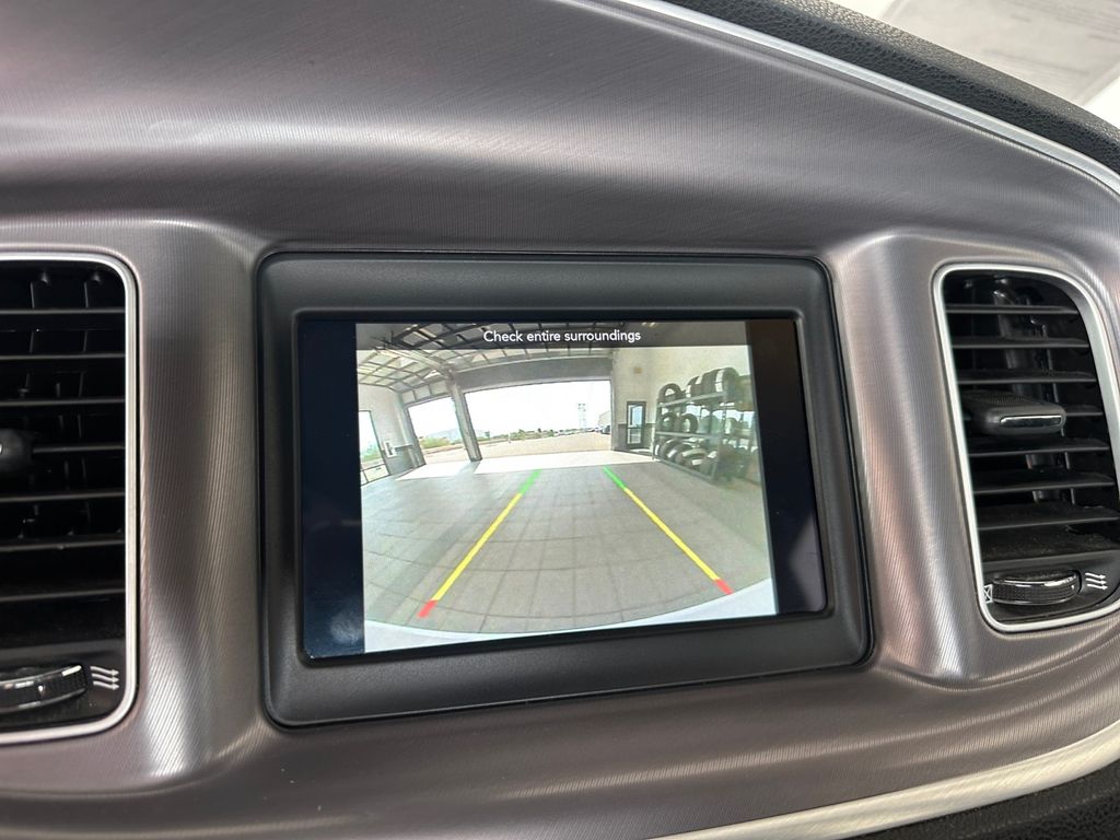 2022 Dodge Charger SXT photo 24