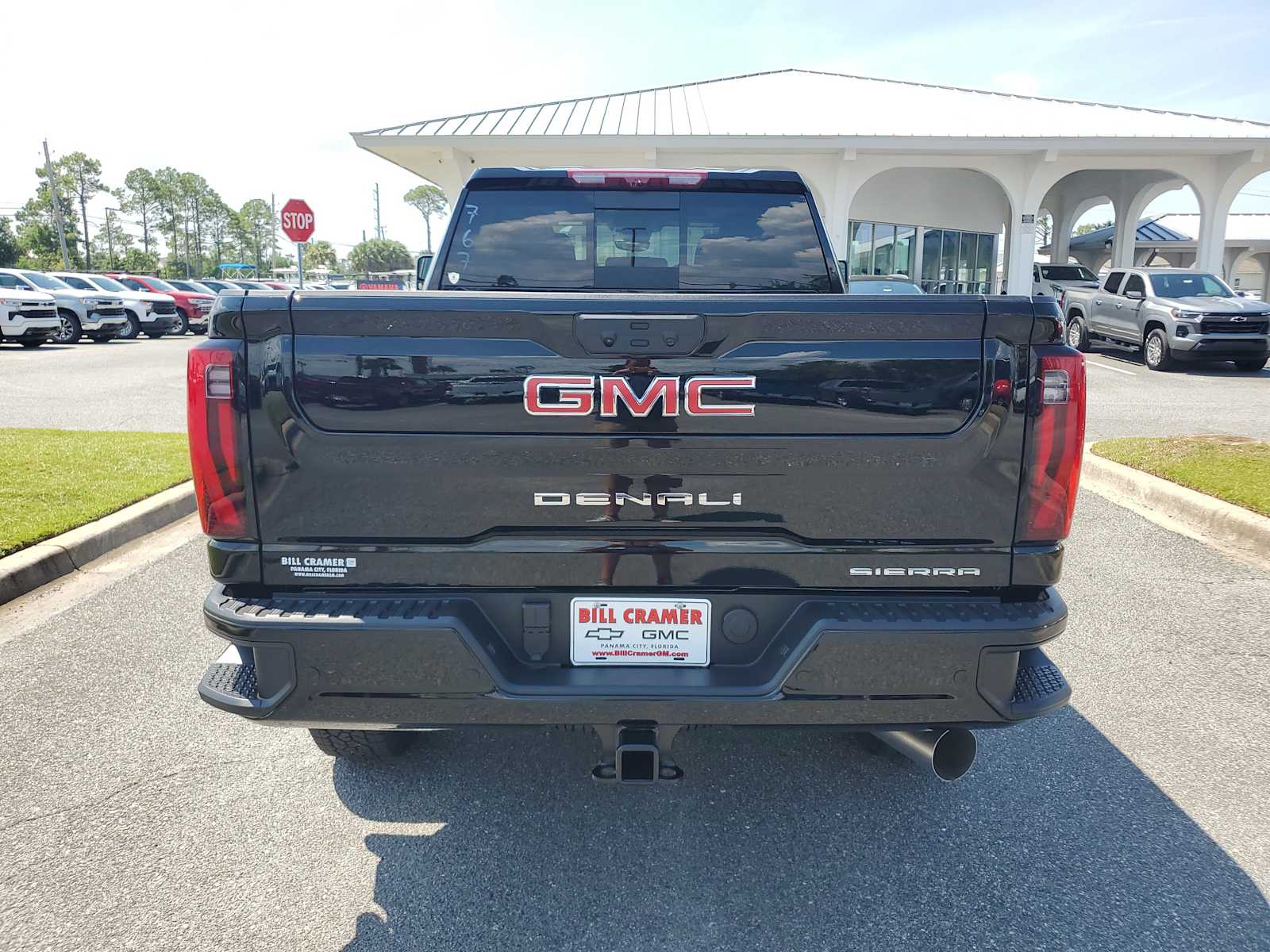 2025 Gmc Sierra 2500 HD Denali photo 4
