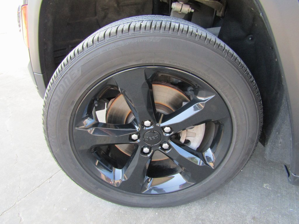 2022 Jeep Grand Cherokee Altitude photo 22