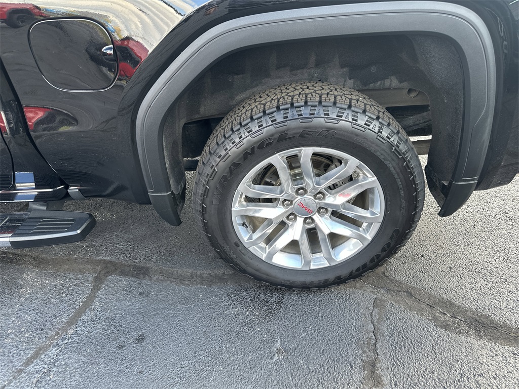 2021 GMC SIERRA - Image 25