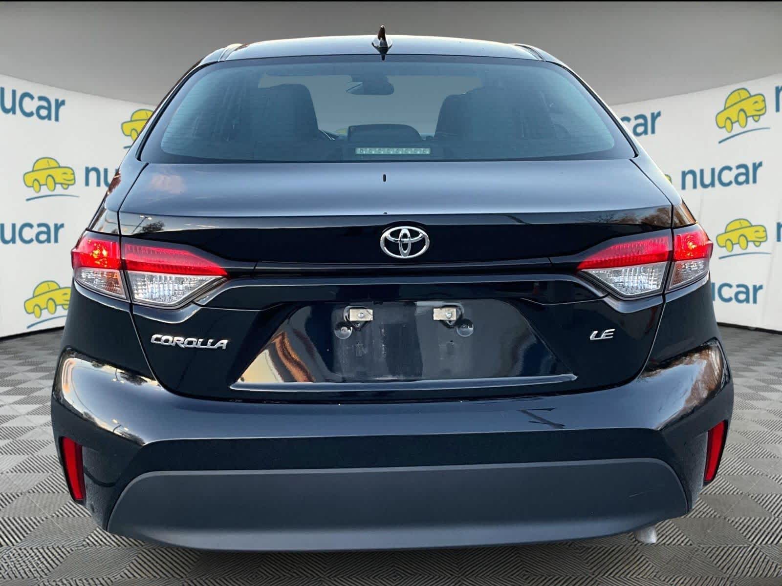 2023 Toyota Corolla LE photo 3