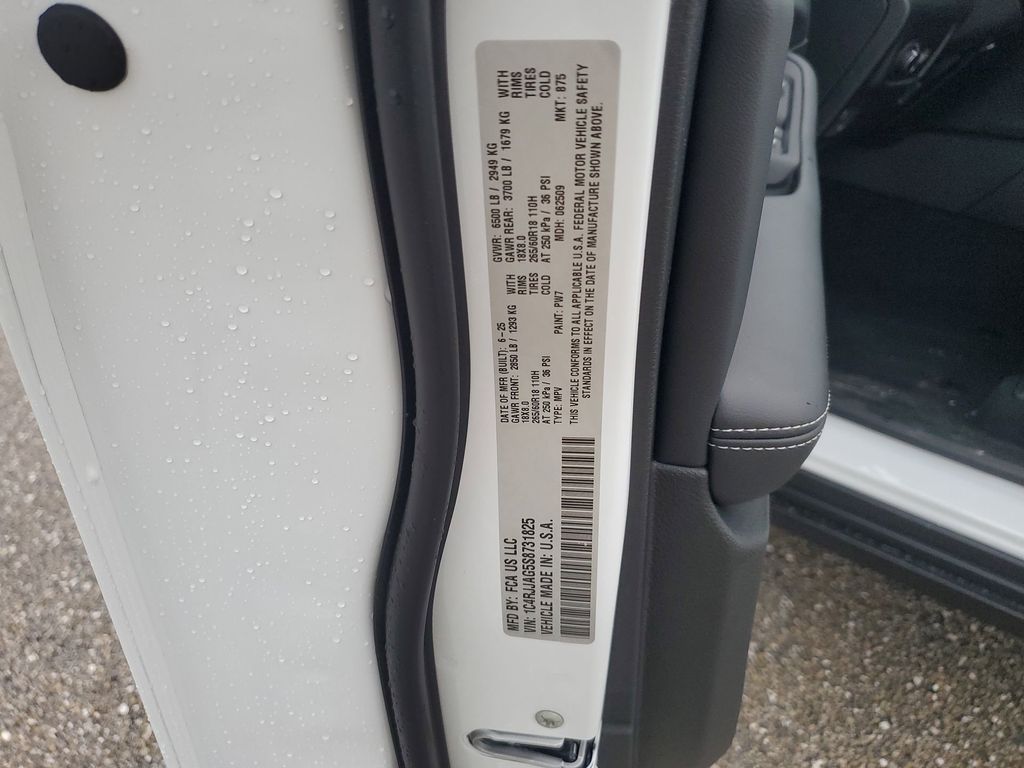 2025 Jeep Grand Cherokee Laredo Altitude photo 44