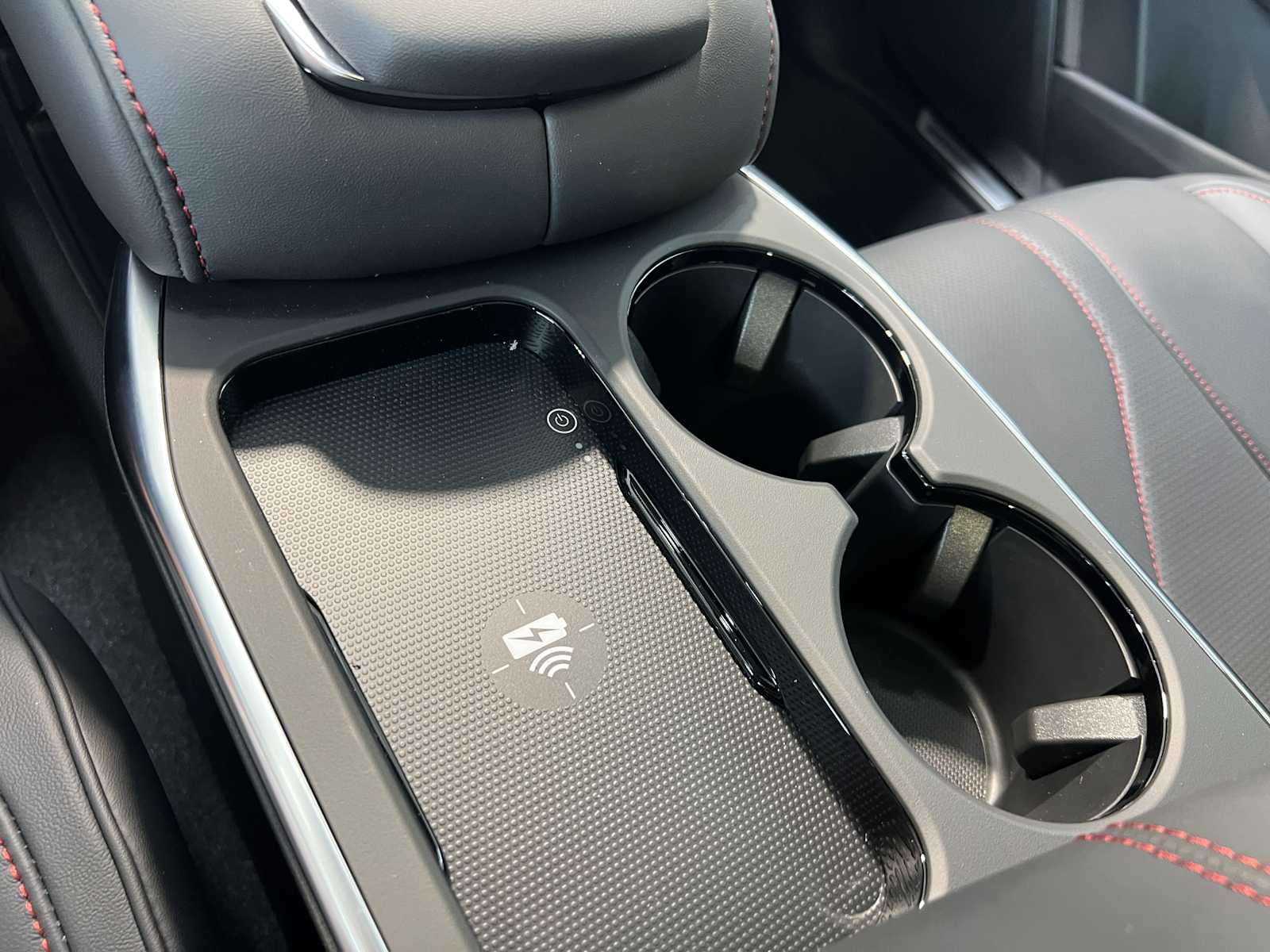 2025 Acura RDX A-Spec Advance photo 28
