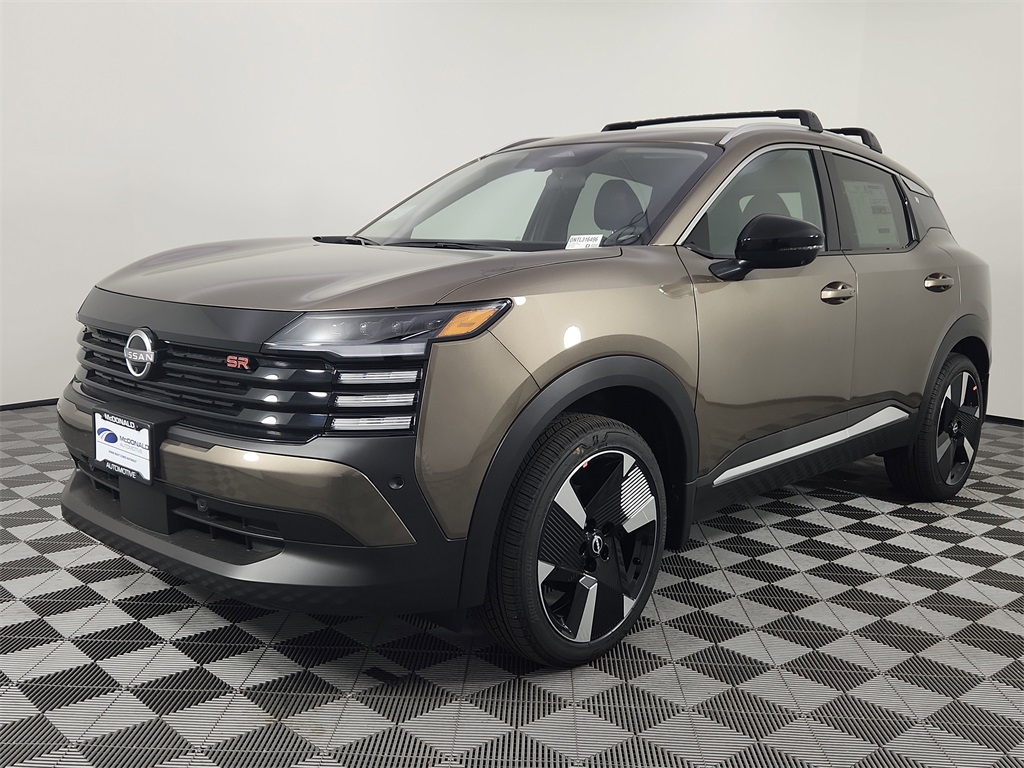 2026 Nissan KICKS SR AWD's photo