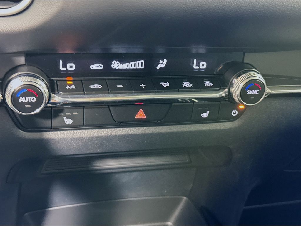 2025 Mazda CX-30 2.5 S Preferred photo 14