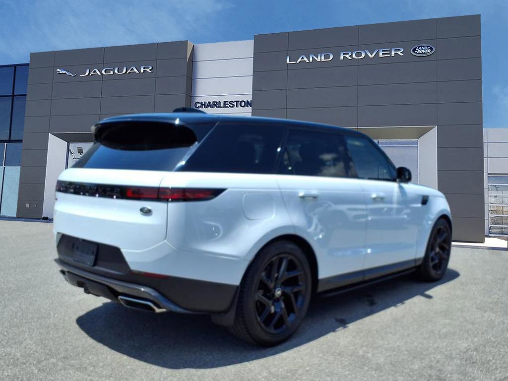 2023 Land Rover Range Rover Sport SE photo 5