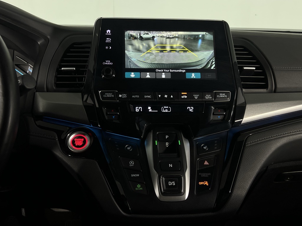 2024 Honda Odyssey Touring photo 12
