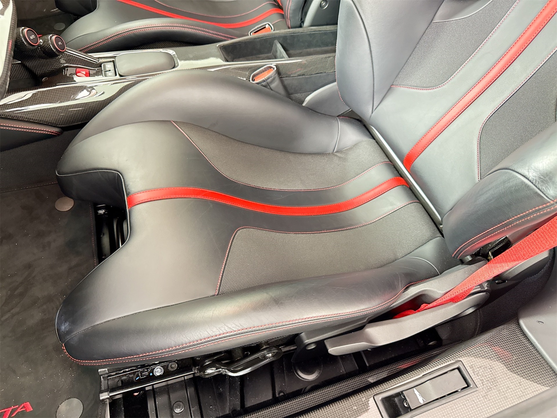 2020 Ferrari 488 Pista photo 17