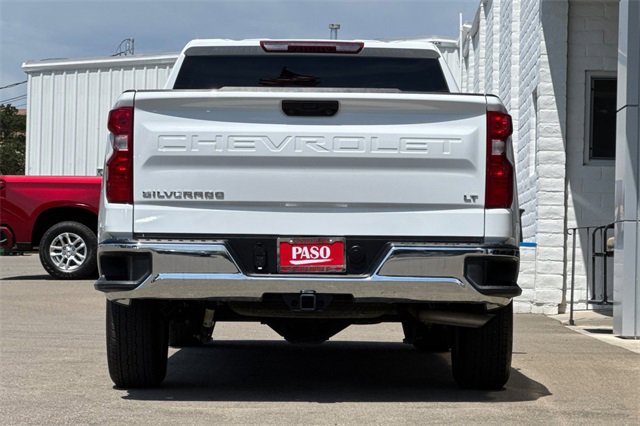 2025 Chevrolet Silverado 1500 LT photo 4